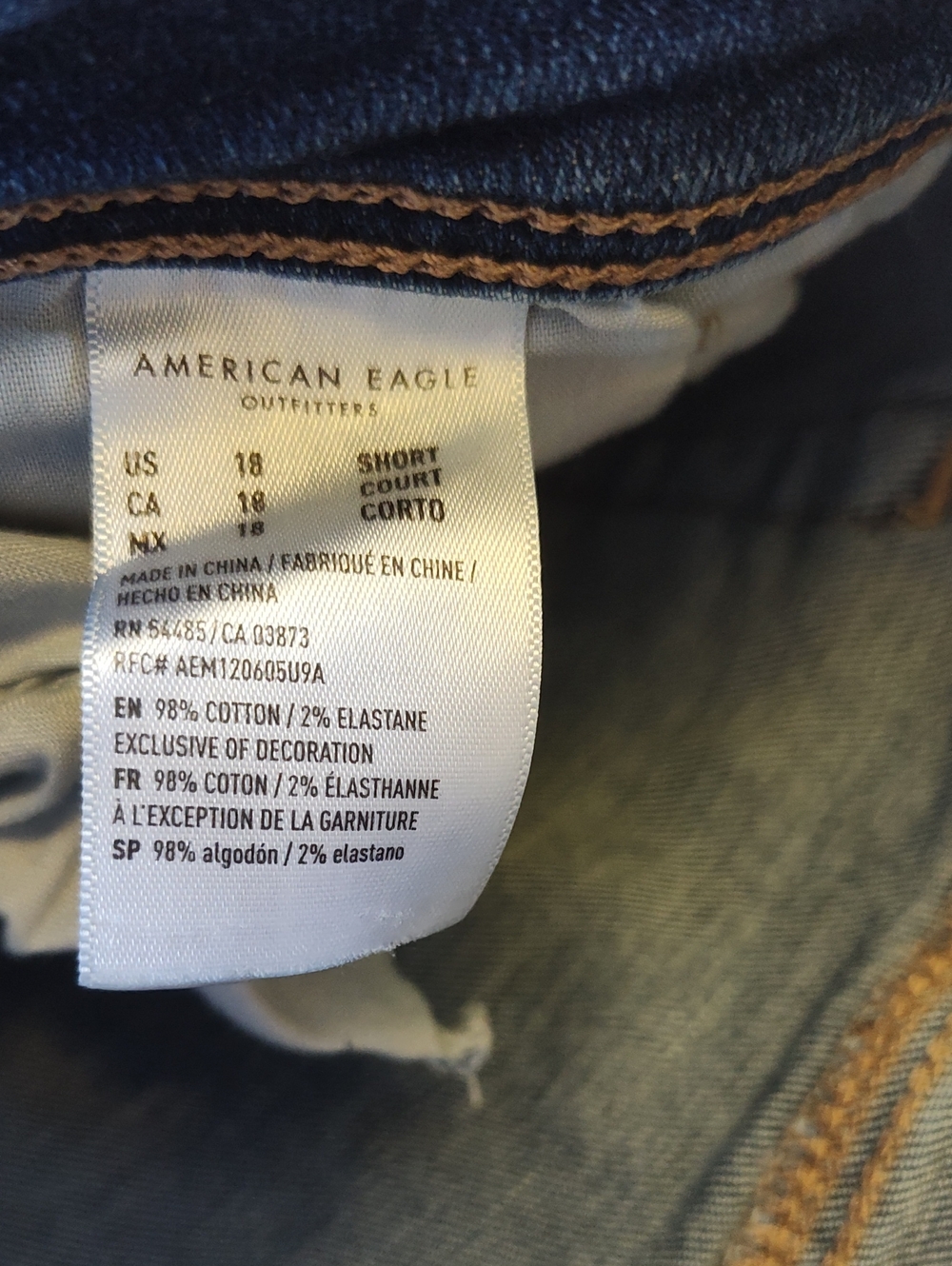 American Eagle Outfitters Women's Blue Super Stretch Jeans 18 short - Picture 2 of 4